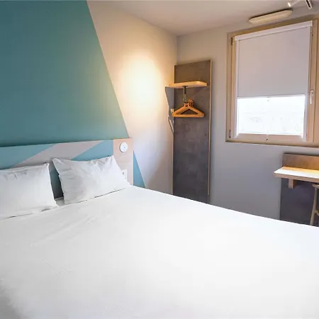 Ibis Budget En Bresse 布雷斯地区布尔格